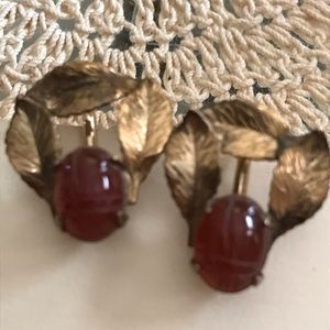 Vintage 12K Gold Filled Screw Back Earrings Carved Scarab Stones Gold Leaves